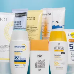Vielfalt an Sonnenschutzmitteln für das Gesicht, darunter die beste Sonnencreme für reife Haut.
